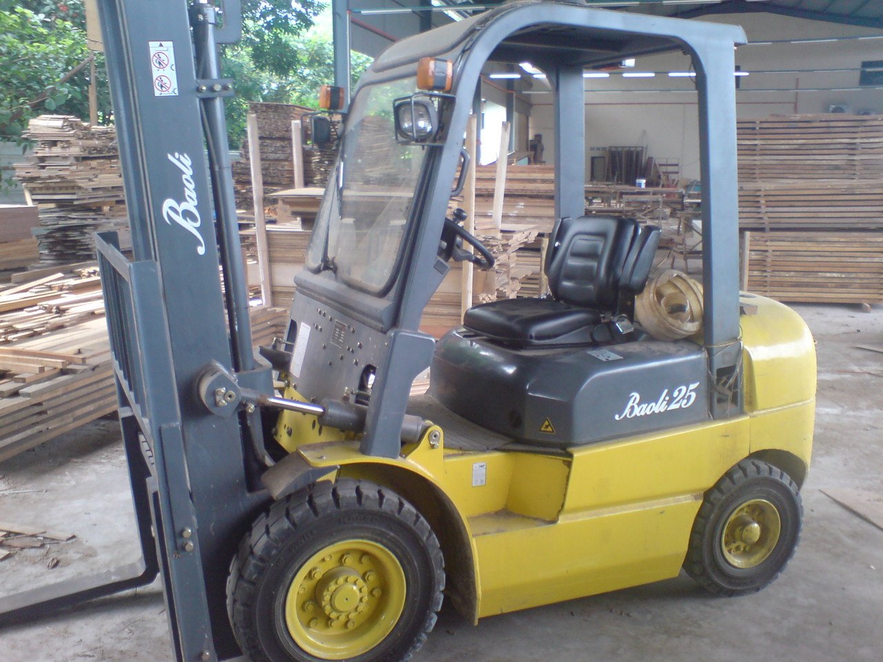 Sold Baoli Diesel Forklift to Pontian Johor